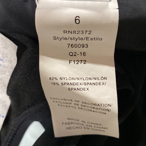 NWoT Island escape 2 piece swim suit size 6 - Picture 4 of 7